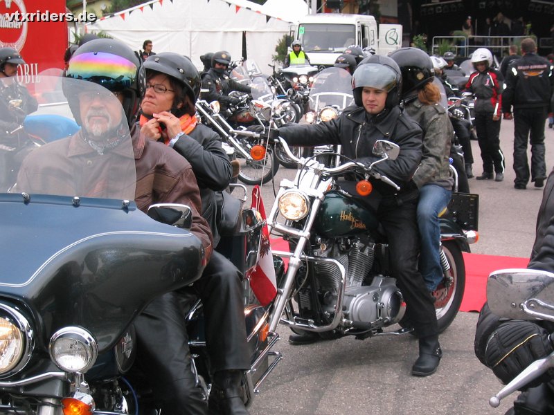 100_0005.jpg