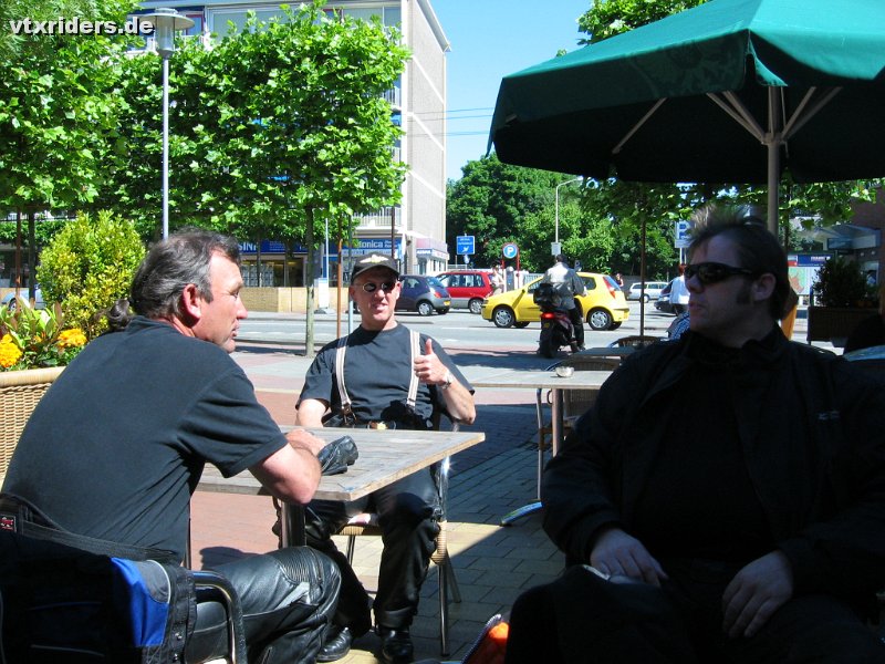 108-0856_img.jpg
