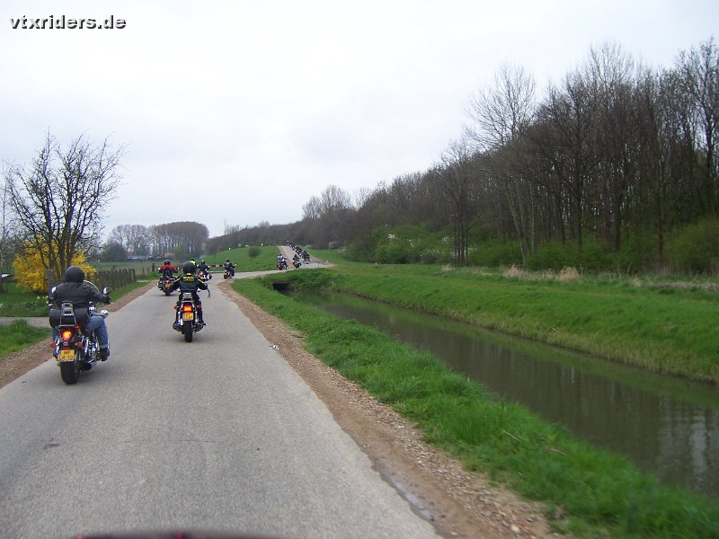 NL060522_037.JPG