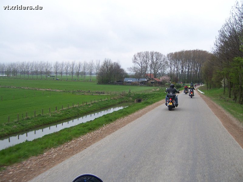 NL060522_038.JPG