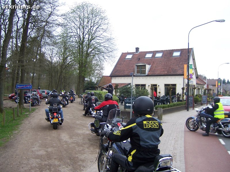 NL060522_063.JPG