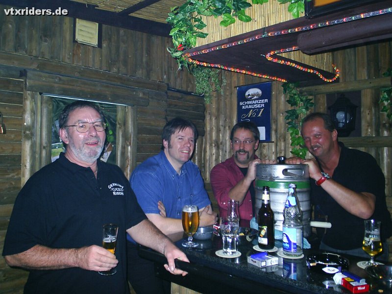 1_005.jpg - Digital Camera