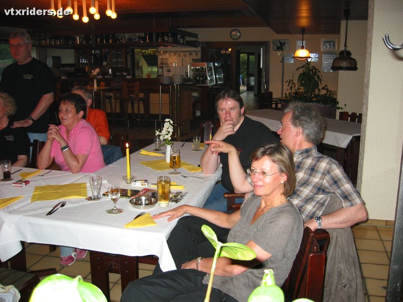 109-0907_img.jpg