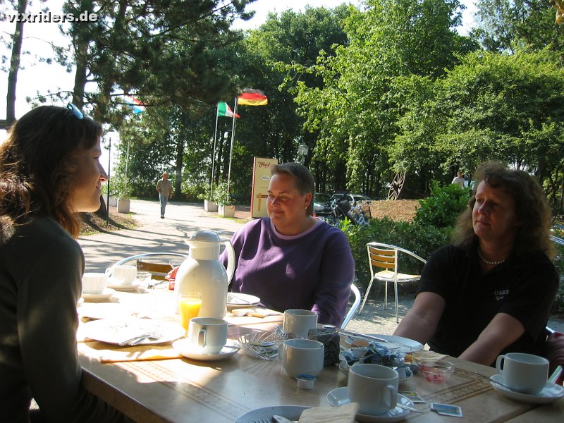 100-0002_IMG.JPG