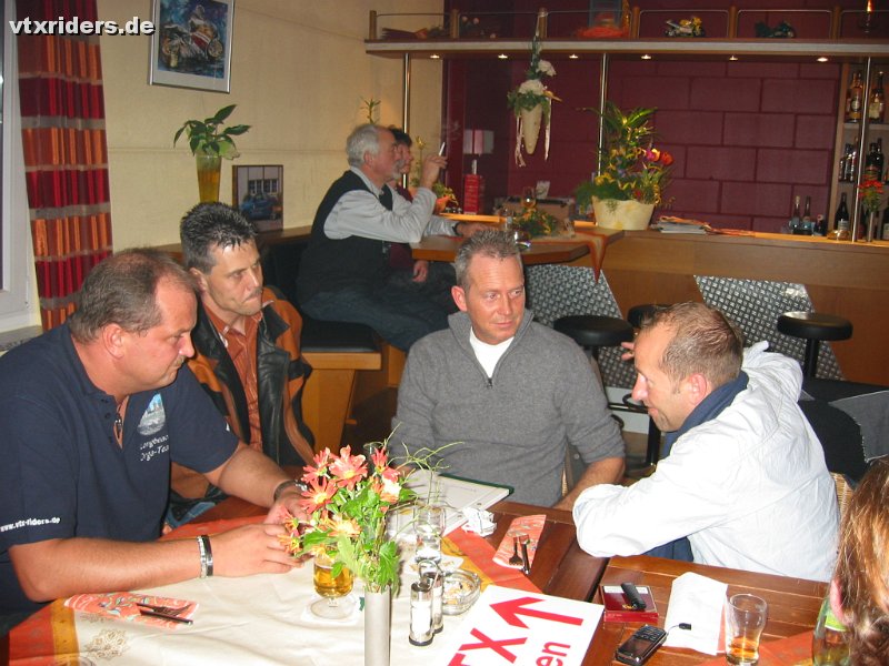 100-0011_IMG.JPG